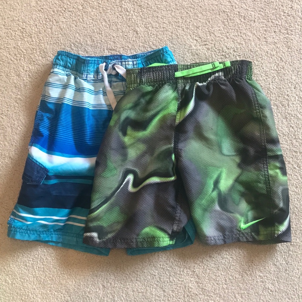 2 Swim-Shorts Boys Size 6
